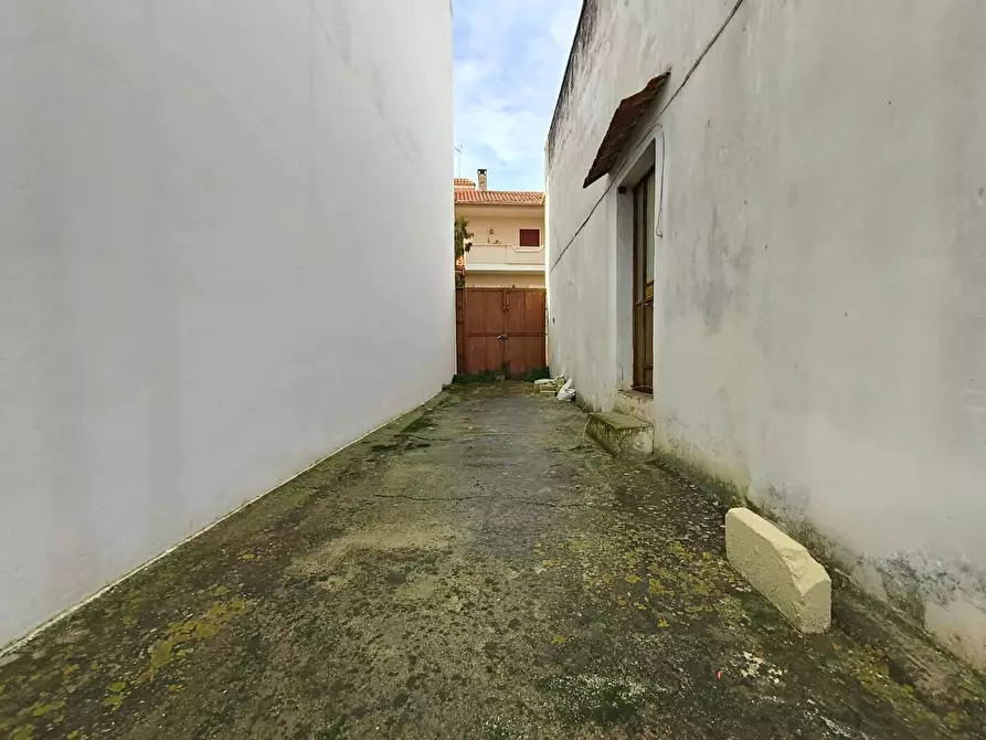 Immagine 8 di Casa bifamiliare in vendita  in Via D'Annunzio 7 a Sannicola