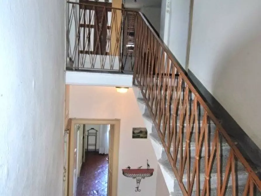 Immagine 10 di Terratetto in vendita  in via Castello 4 a Dongo