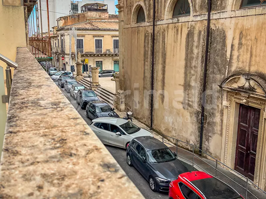 Immagine 1 di Ufficio in affitto  a Avola