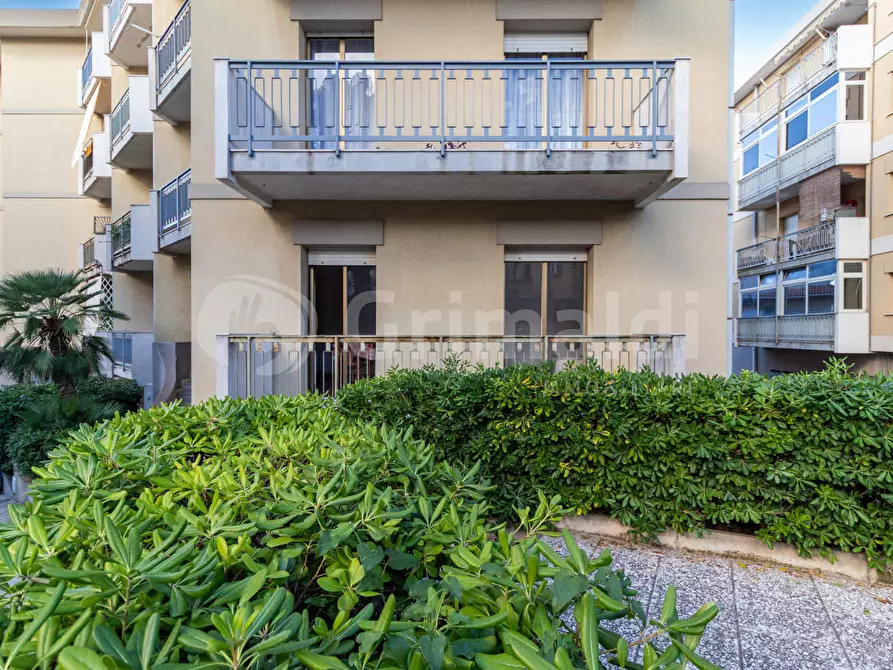 Immagine 1 di Appartamento in vendita  in Via Salvemini 66/C a Noto
