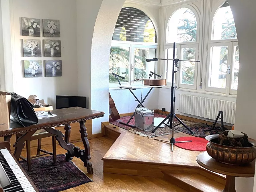 Immagine 31 di Quadrilocale in vendita  a Brunate