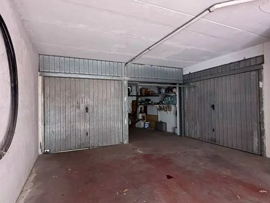 Immagine 33 di Appartamento in vendita  in LARICI 24 a Aprilia