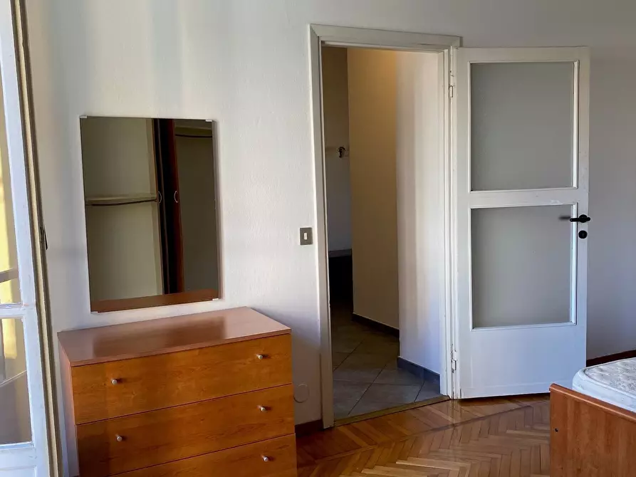 Immagine 12 di Bilocale in affitto  a Como