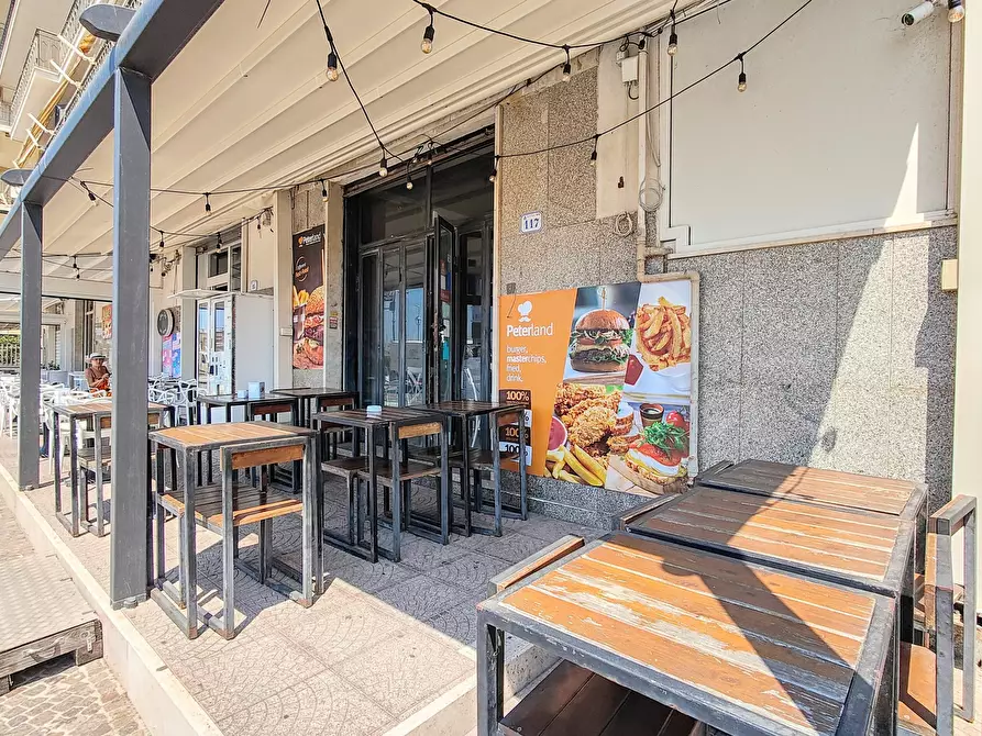 Immagine 5 di Attività commerciale in vendita  in Viale Giacomo Matteotti 117 a Nettuno