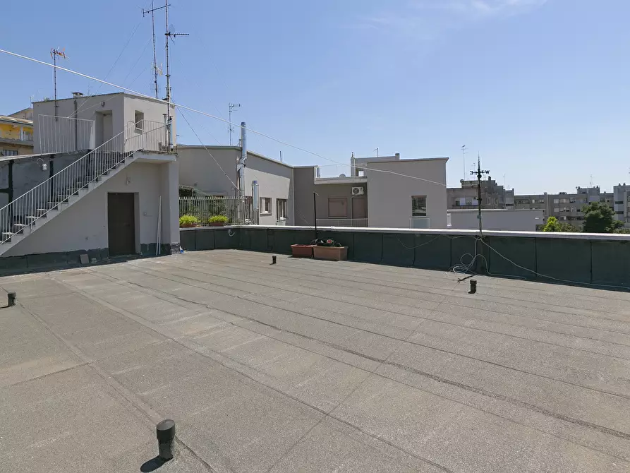 Immagine 63 di Quadrilocale in vendita  in Via Regina Elena 23 a Lecce