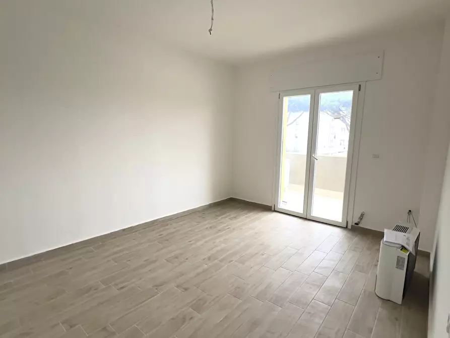 Immagine 8 di Trilocale in affitto  in Via Monte Civetta 2 a Nettuno