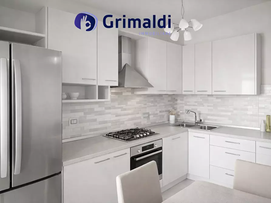 Immagine 1 di Trilocale in vendita  in Via Diomede Carafa 34 a Napoli