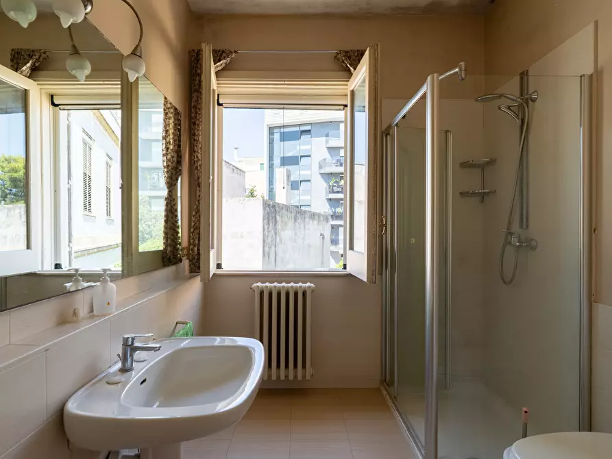 Immagine 37 di Villa in vendita  in Via Matteo Tafuro 3 a Lecce