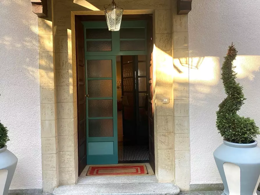 Immagine 9 di Quadrilocale in vendita  a Brunate