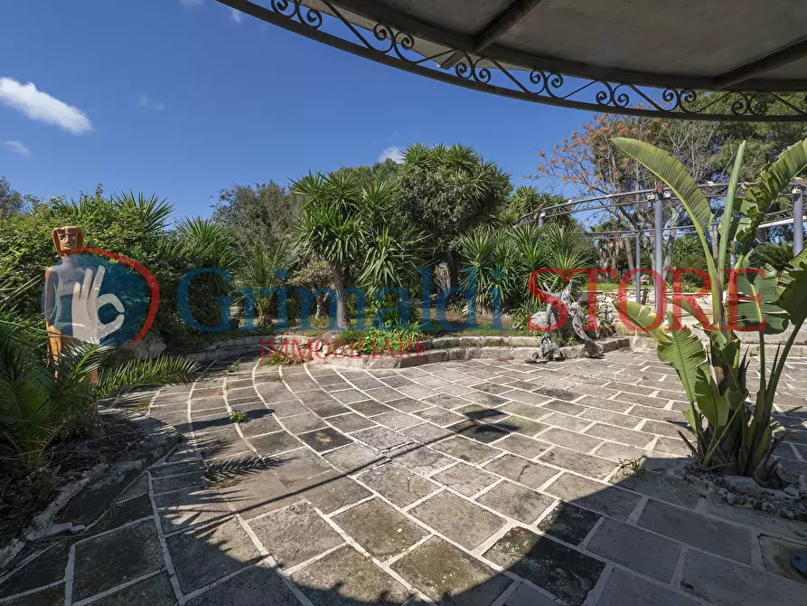 Immagine 77 di Casa indipendente in vendita  in C.S. Lu Monte 1 a Lizzanello