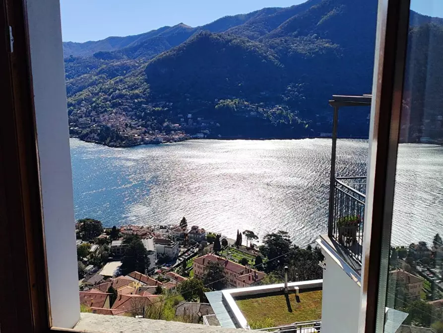 Immagine 21 di Appartamento in vendita  in Via al Noce 24 a Moltrasio