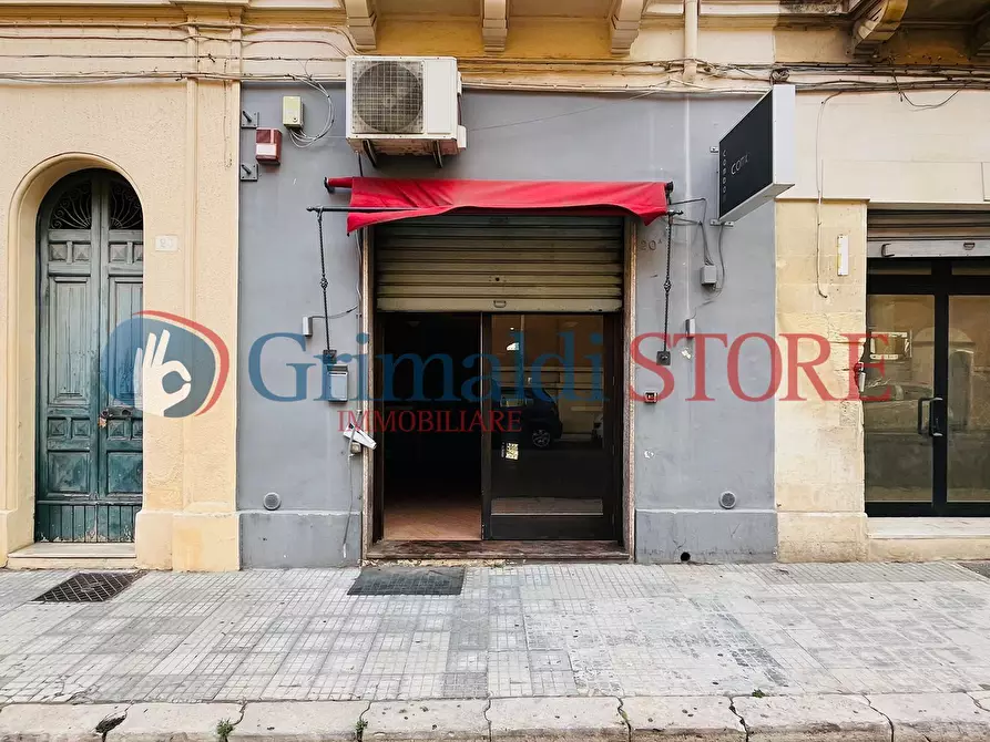 Immagine 16 di Locale commerciale in vendita  in Via Colonnello Archimede Costadura 20 a Lecce