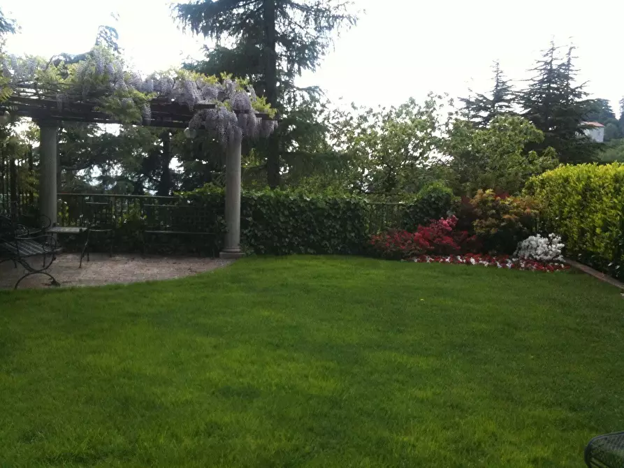 Immagine 5 di Quadrilocale in vendita  a Brunate