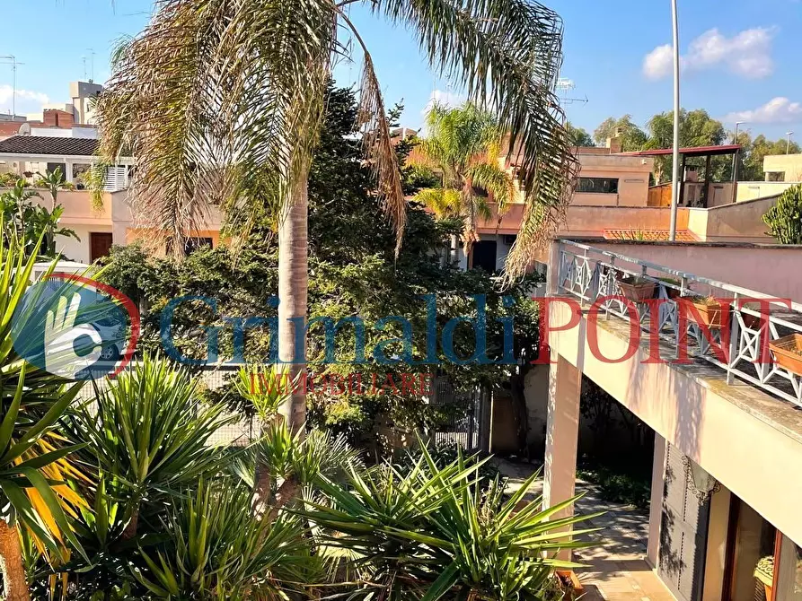 Immagine 26 di Villa in vendita  in Via Fiesole 28 a Lecce