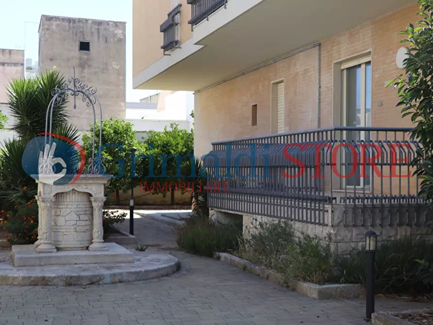 Immagine 5 di Villa in vendita  in Via Santo Giuseppe 1a a Squinzano