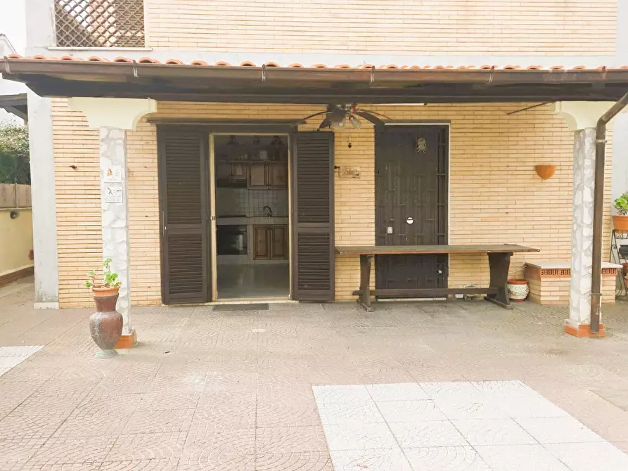 Immagine 26 di Quadrilocale in vendita  in Via dei Delfini 102 a Ardea