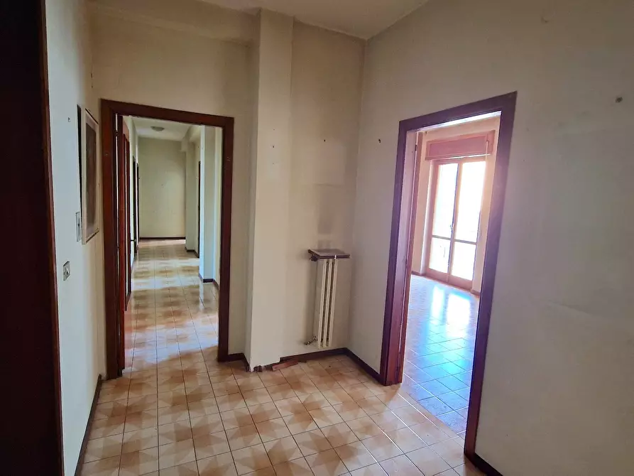 Immagine 37 di Quadrilocale in vendita  in Via Dei Due Principati 216 a Avellino