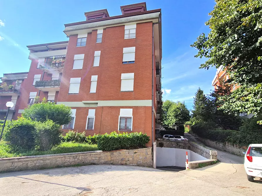 Immagine 19 di Pentalocale in vendita  in Via Antonio Annarumma 35 a Avellino