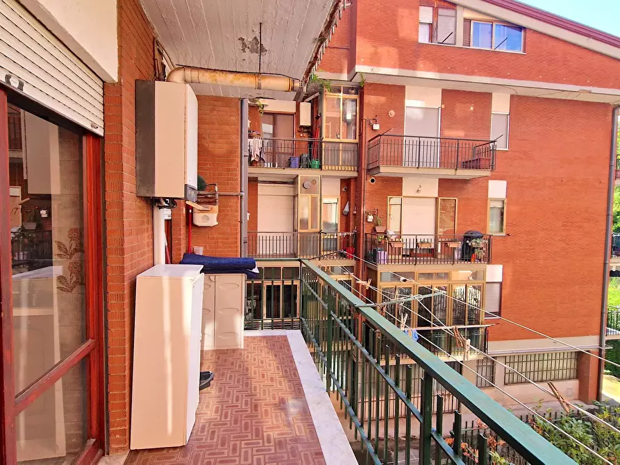 Immagine 9 di Pentalocale in vendita  in Via Antonio Annarumma 35 a Avellino