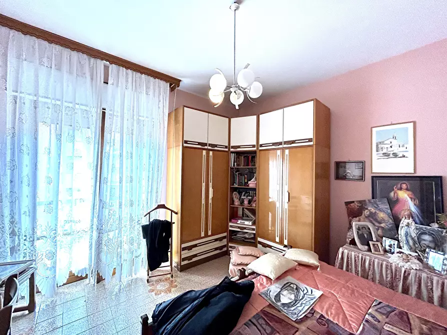 Immagine 13 di Pentalocale in vendita  in Via Tagliamento 85 a Avellino