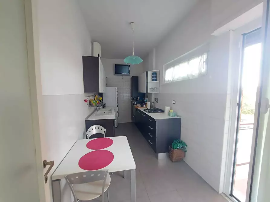 Immagine 13 di Trilocale in vendita  in Via Ascanio Fenizi 71 a Roma