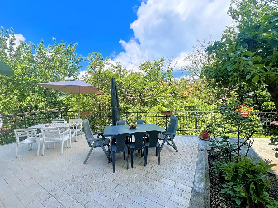 Immagine 38 di Porzione di casa in vendita  in Salita Camponi 12 a Uscio