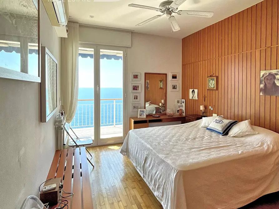 Immagine 47 di Attico in vendita  in Via Alla Torre 2 a Sori