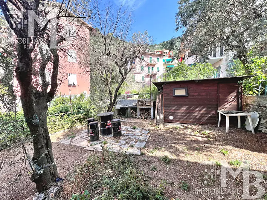 Immagine 21 di Quadrilocale in vendita  in Via Montefiorito 29 a Recco