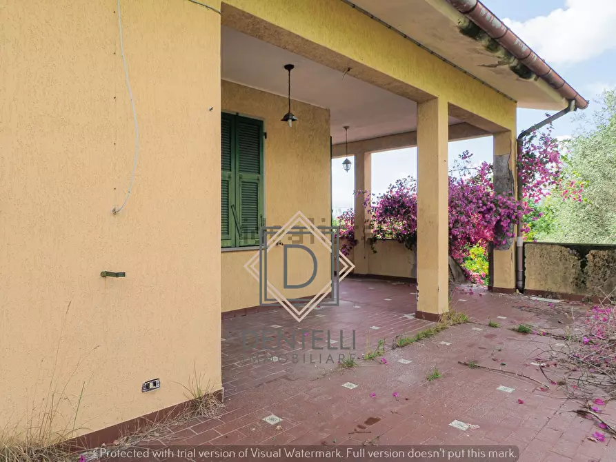Immagine 6 di Porzione di casa in vendita  a Ameglia