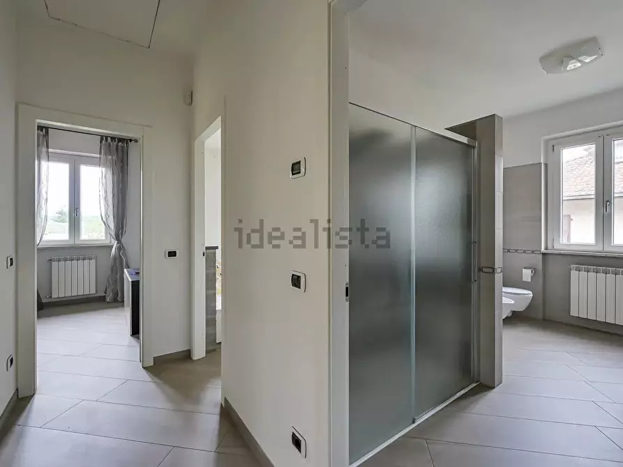 Immagine 8 di Casa bifamiliare in vendita  a Sarzana
