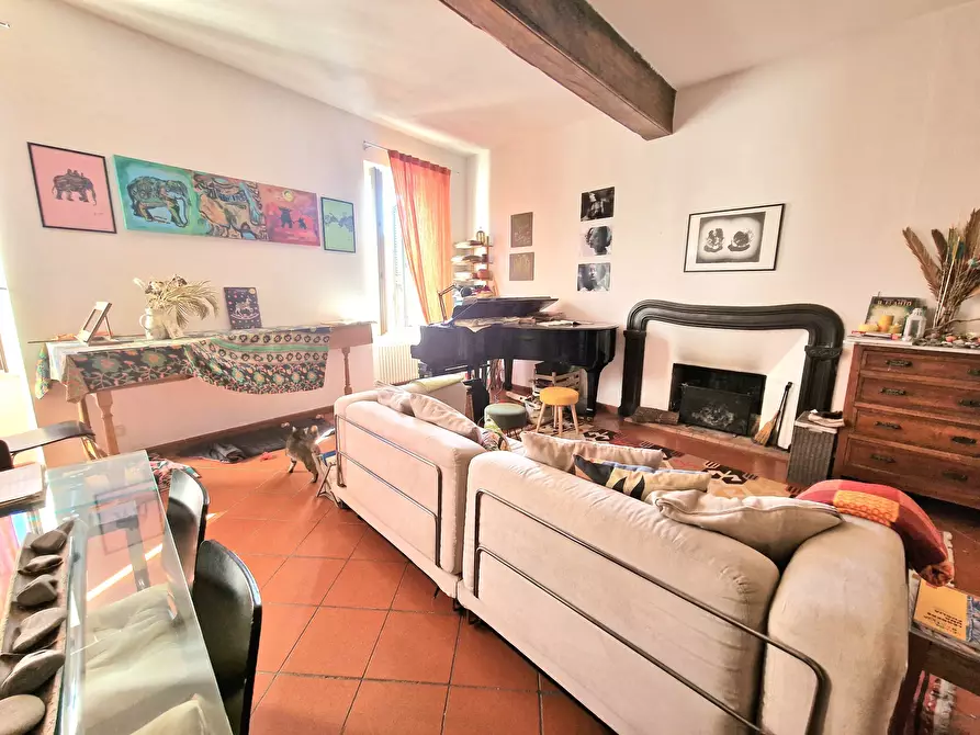 Immagine 3 di Quadrilocale in vendita  a Sarzana