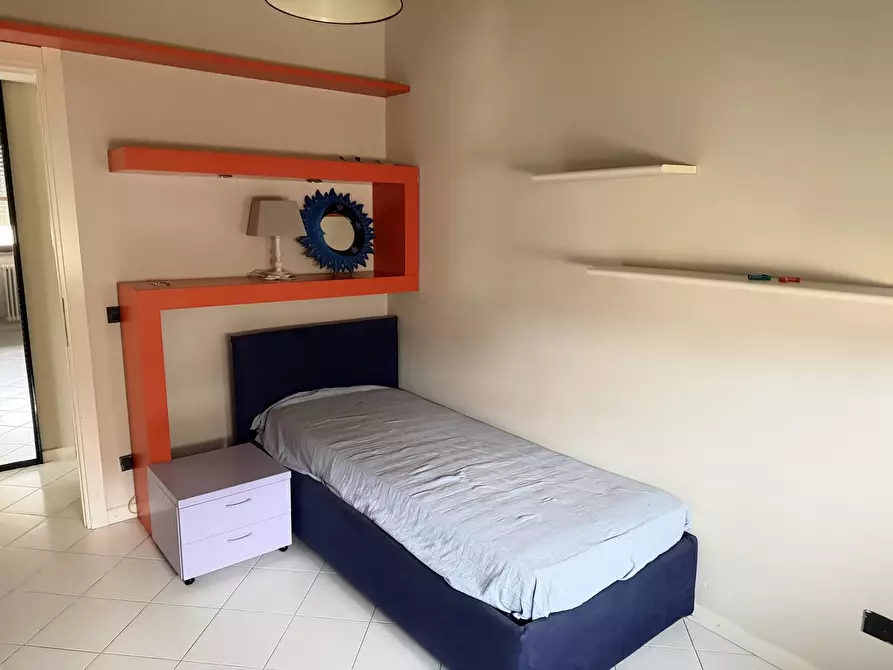 Immagine 13 di Quadrilocale in affitto  a Sarzana