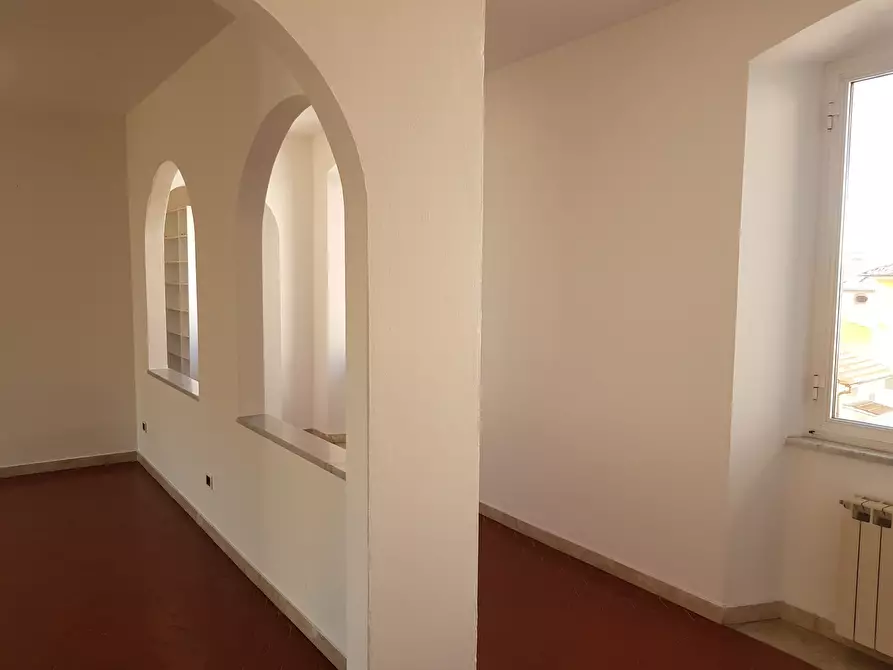 Immagine 14 di Quadrilocale in affitto  a Sarzana