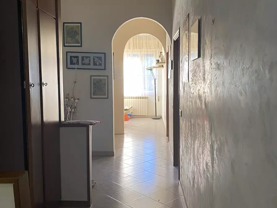 Immagine 11 di Casa indipendente in vendita  a Sarzana