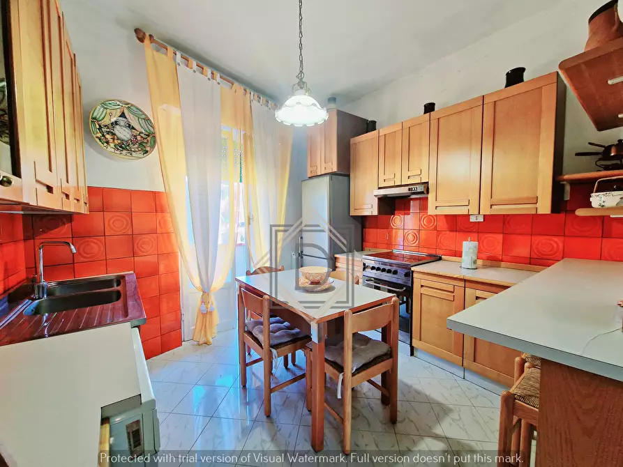 Immagine 8 di Quadrilocale in vendita  a Sarzana