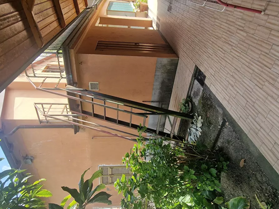 Immagine 32 di Casa indipendente in vendita  a Sarzana