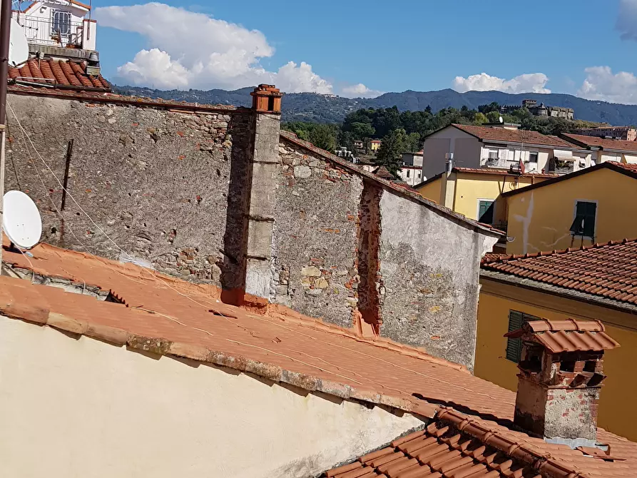 Immagine 13 di Quadrilocale in affitto  a Sarzana