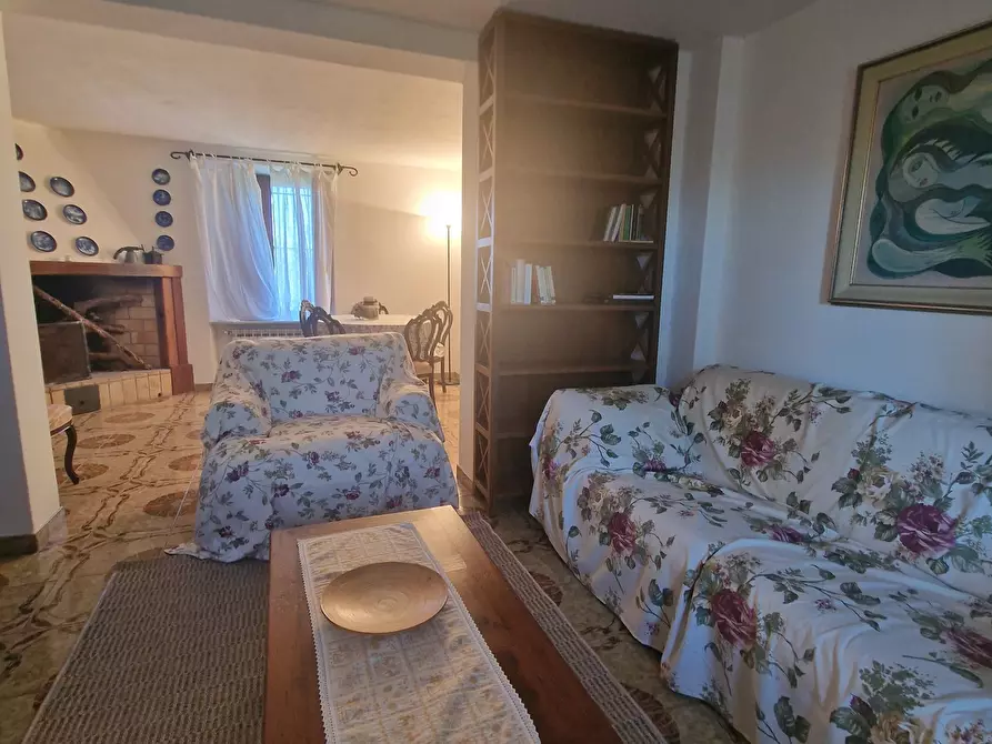 Immagine 9 di Quadrilocale in affitto  in VIA FORTINO a Sarzana