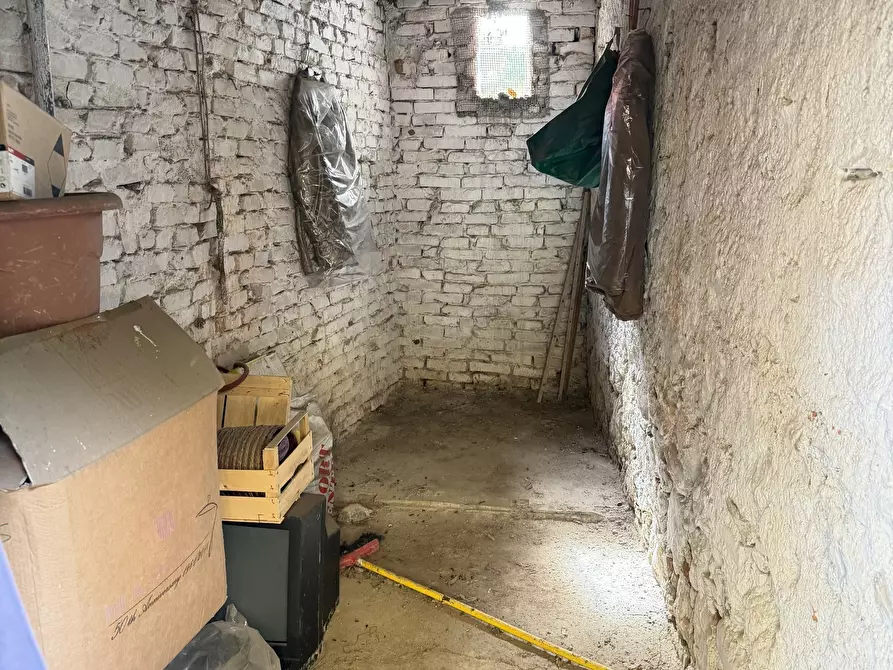 Immagine 26 di Appartamento in vendita  in Viale Giuseppe Mazzini a Sarzana