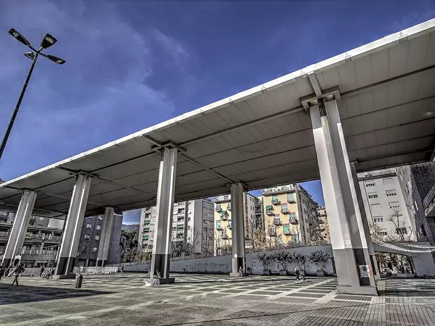 Immagine 10 di Ufficio in vendita  a La Spezia