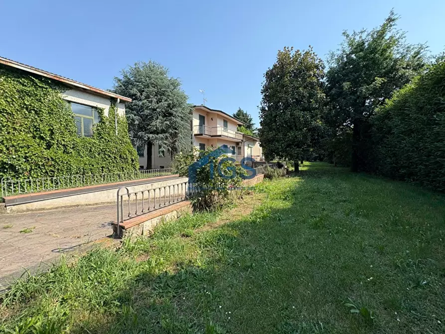Immagine 37 di Villa in vendita  in Via Santa Giulia 3 a Travagliato