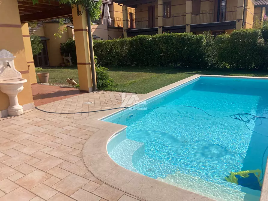 Immagine 3 di Villa in vendita  in Via dei Ronchi 14 a Capriano Del Colle