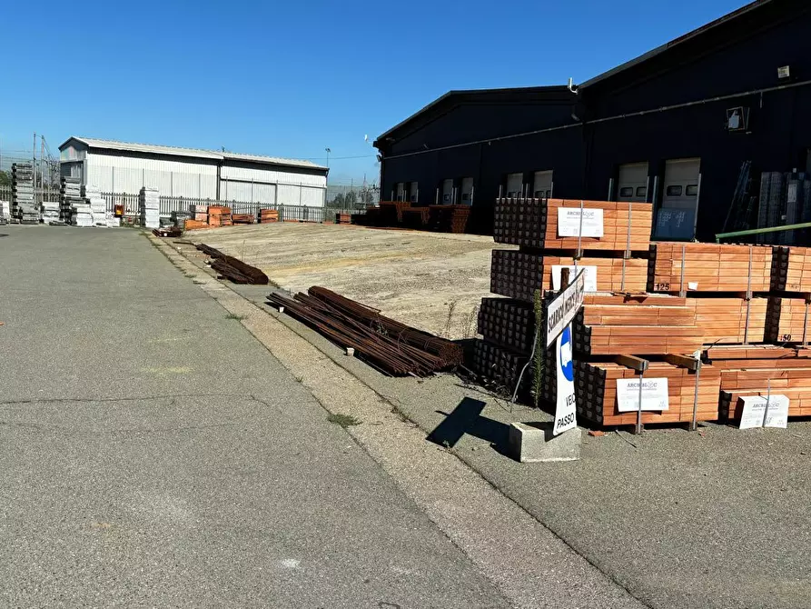 Immagine 20 di Attività artigianale in vendita  in Via Giovanni Scazzola 74 a Alessandria