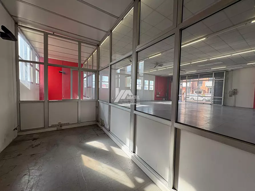 Immagine 6 di Attività artigianale in affitto  in Via Orzinuovi a Brescia