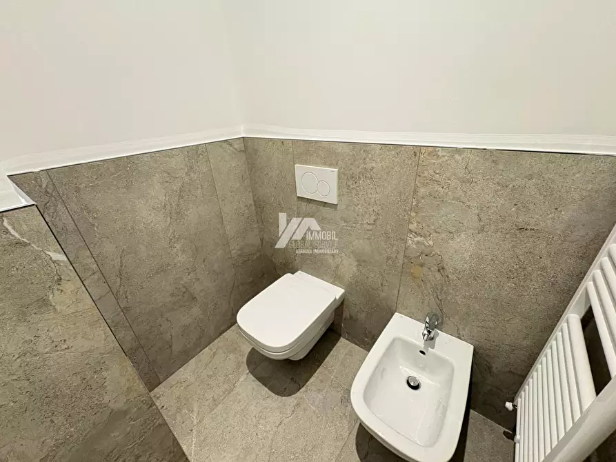 Immagine 10 di Trilocale in vendita  in Via Toscana 34 a Brescia