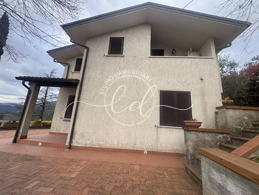 Immagine 10 di Casa indipendente in vendita  a Massarosa