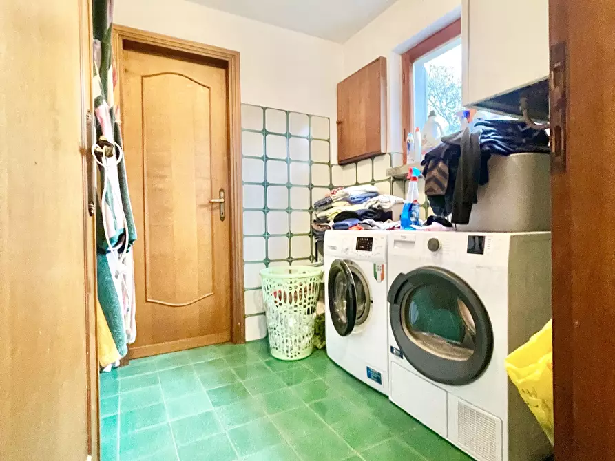 Immagine 11 di Casa indipendente in vendita  a Montignoso