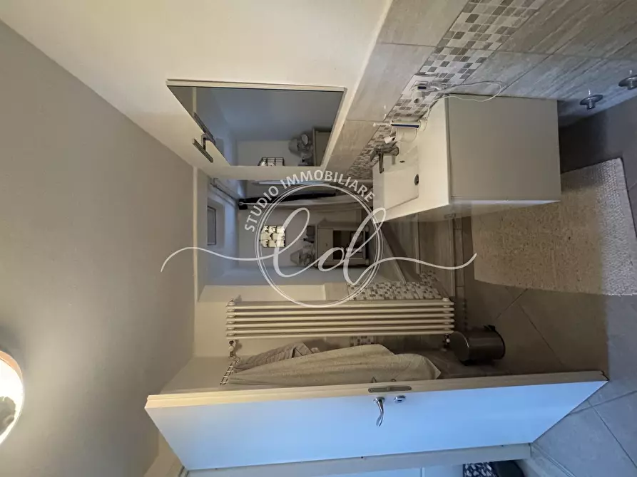 Immagine 60 di Terratetto in vendita  a Seravezza