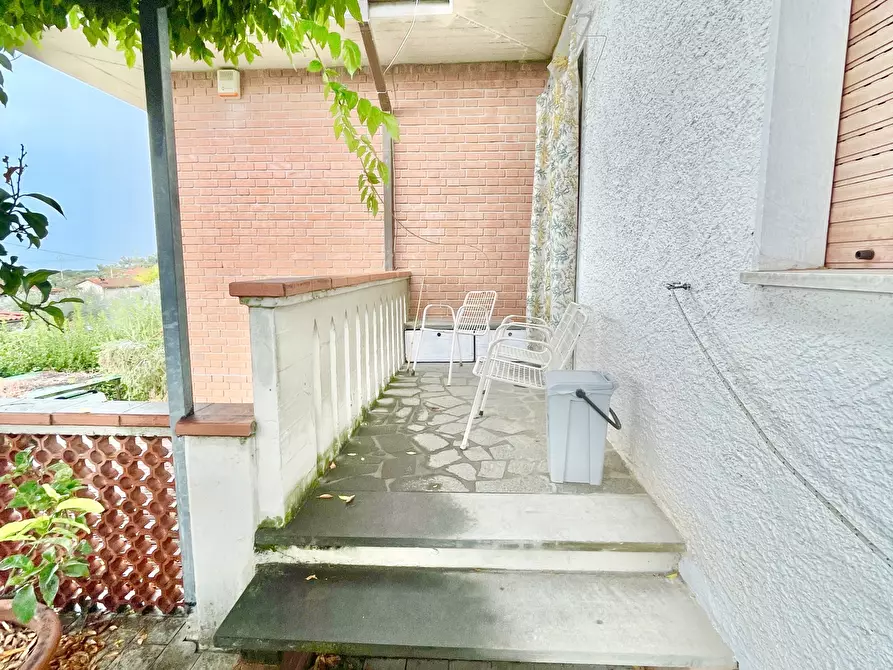 Immagine 11 di Casa indipendente in vendita  a Seravezza