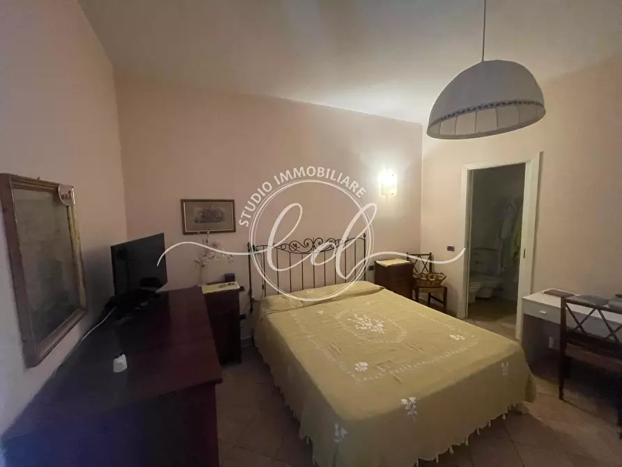 Immagine 20 di Porzione di casa in affitto  a Viareggio